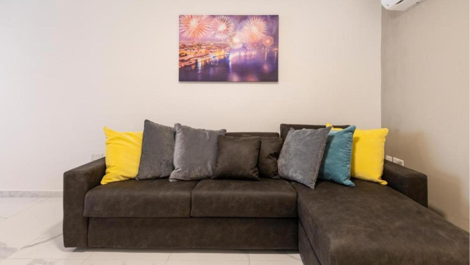 Emerald Suite เซนต์พอลส์เบย์ ภายนอก รูปภาพ